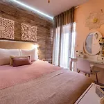 My Bed In Pico 4* מדלנה