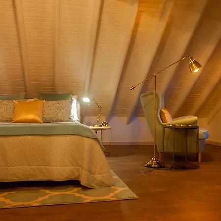 My Bed In Pico