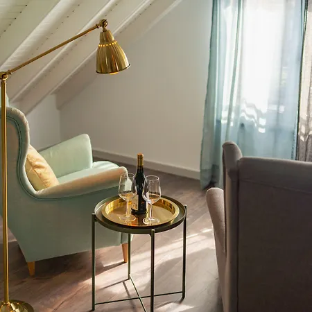 My Bed In Pico מדלנה