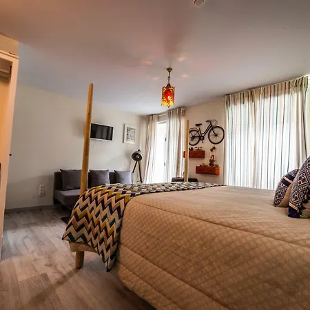 לינה וארוחת בוקר My Bed In Pico 4*